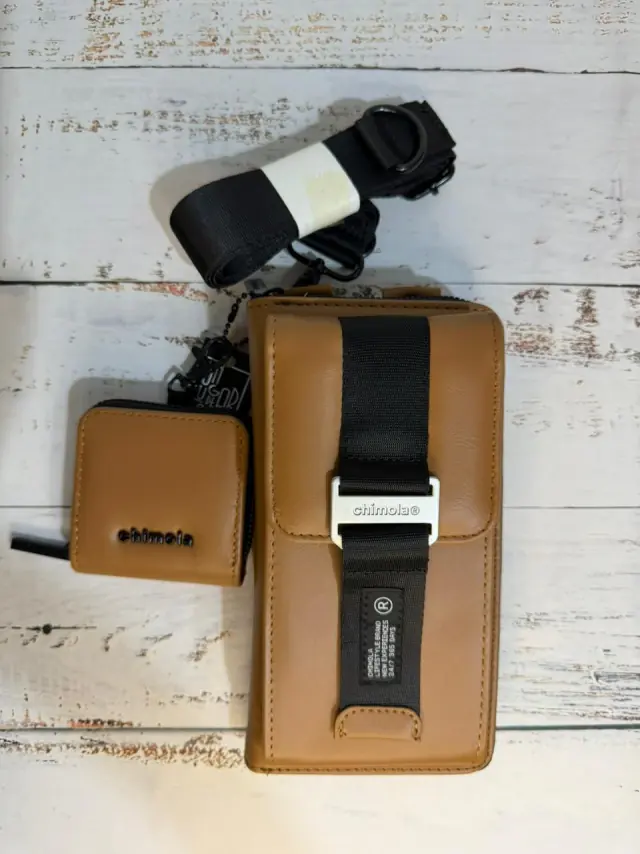 Billetera vertical con monedero Chimola