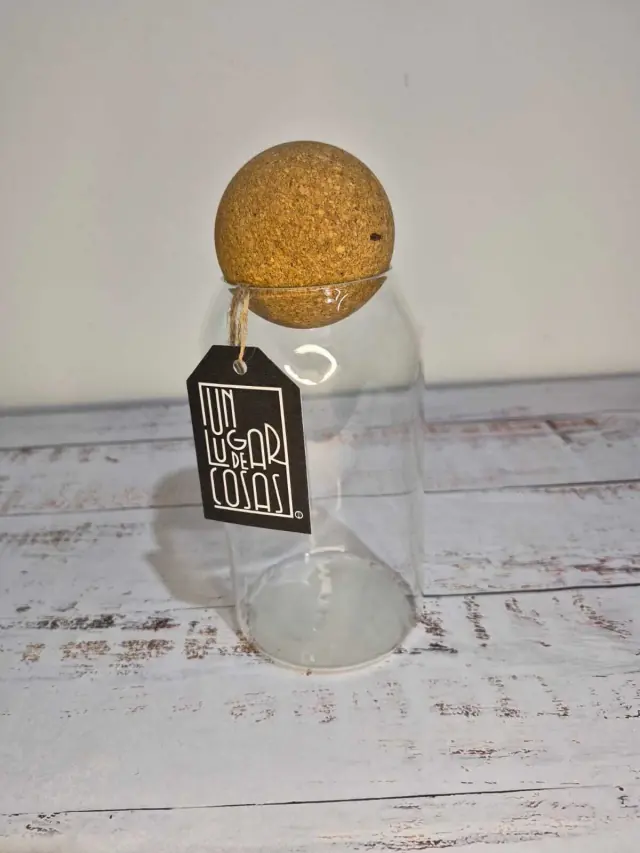 Botella de Vidrio con Tapón de Corcho